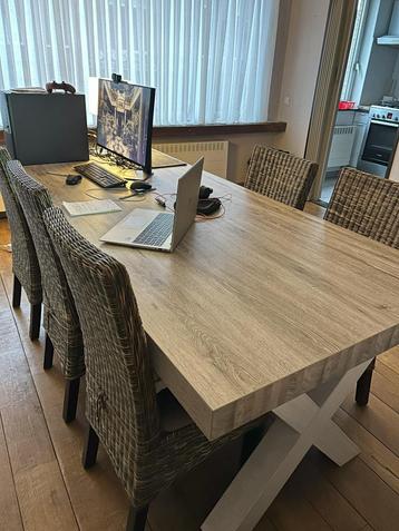 Landelijke eettafel wit/taupe met 6 stoelen * NIEUW* beschikbaar voor biedingen