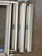 Velux verduisterend rolgordijn, Doe-het-zelf en Bouw, Rolluiken, Ophalen, Gebruikt, Minder dan 100 cm, Minder dan 100 cm