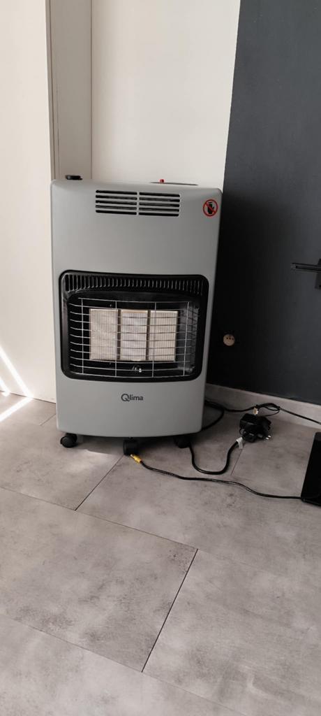 Poêle à gaz Qlima, Huis en Inrichting, Kachels, Zo goed als nieuw, Gaskachel, Gas, Ophalen