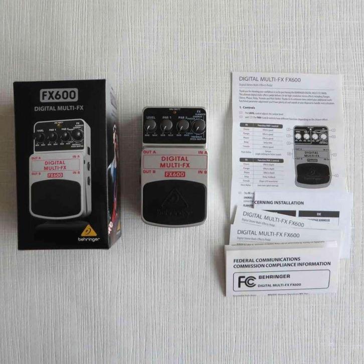 Behringer FX600 Multi Effecten Pedaal, Musique & Instruments, Instruments à corde | Autre, Utilisé, Enlèvement ou Envoi