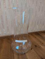 Hoge vaas, Enlèvement