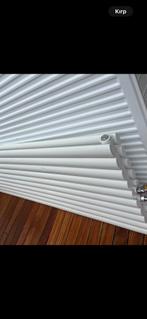 Moderne verticale radiator, Doe-het-zelf en Bouw, Ophalen, Zo goed als nieuw, Radiator