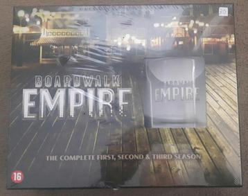 Boardwalk Empire seizoen 1-3 Limited Edition Box + Glas beschikbaar voor biedingen