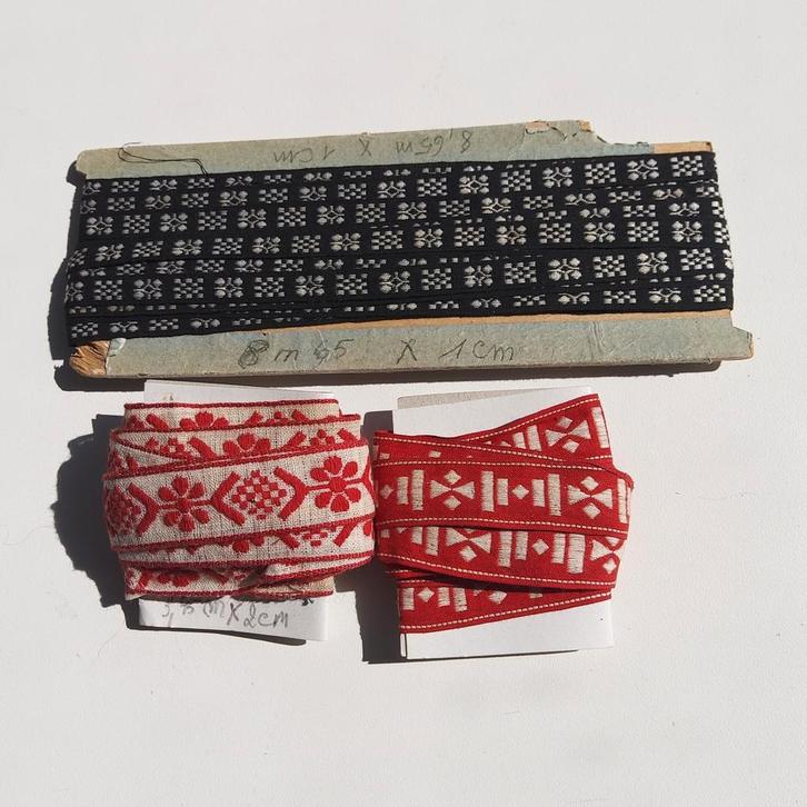 3 kartons vintage sierlint., Hobby en Vrije tijd, Naaien en Fournituren, Zo goed als nieuw, Ophalen of Verzenden