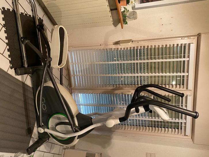 Tunturi Crosstrainer, Sport en Fitness, Fitnessapparatuur, Gebruikt, Crosstrainer, Armen, Benen, Borst, Buik, Rug, Ophalen