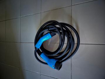 Laad kabel voor u elektrische >> wagen  beschikbaar voor biedingen