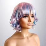 Carnaval pruik kort krulletjes haar roze blauw met pony, Envoi, Neuf