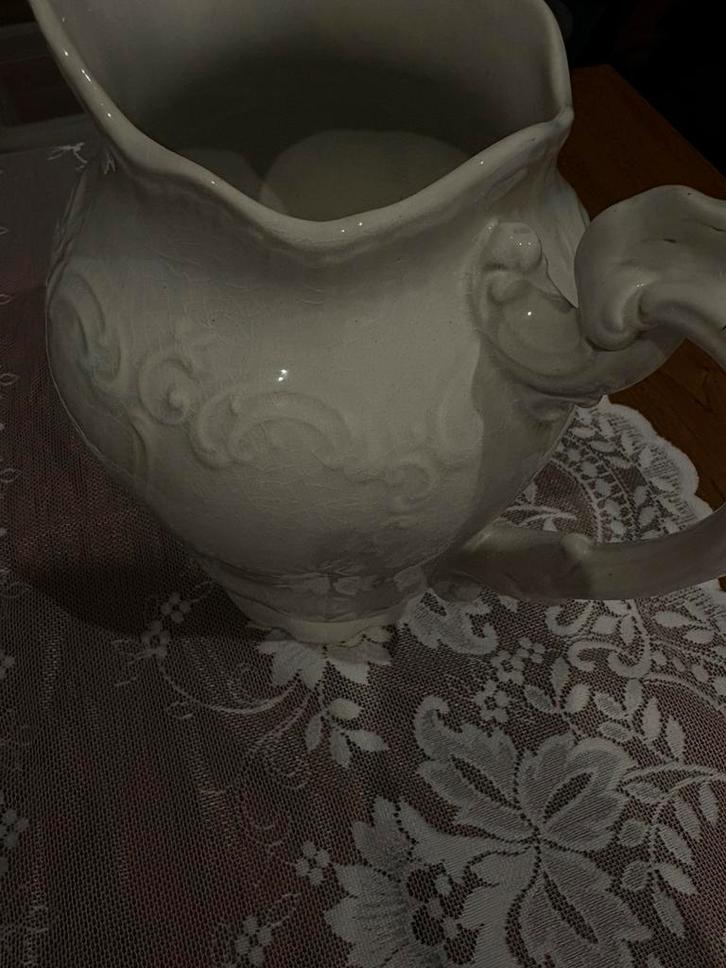 Antieke witte aardewerken vaas rocailledecoratie, Antiek en Kunst, Antiek | Tin, Verzenden