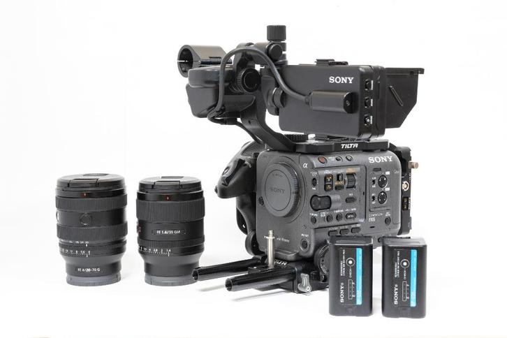 Sony FX6 Set met FE 35mm F1.4 GM en FE 20-70mm F4 G, Audio, Tv en Foto, Videocamera's Digitaal, Zo goed als nieuw, Camera, Geheugenkaart