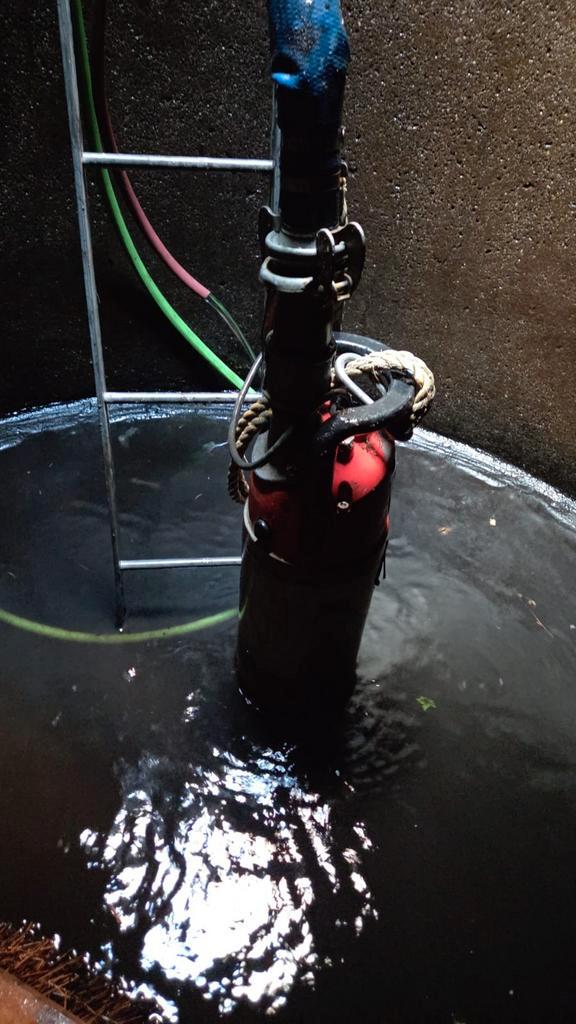 Huur nu dé Dompelpomp aan prijzen om blij van te worden., Tuin en Terras, Waterpompen, Dompelpomp, Ophalen
