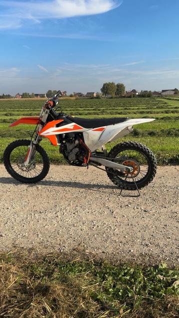 Ktm 350 sxf beschikbaar voor biedingen