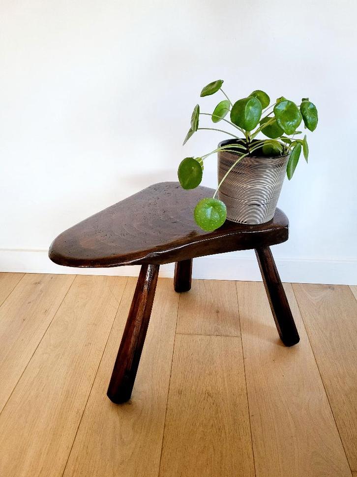 Table d'appoint ou banc en bois massif en tronc d'arbre,, Maison & Meubles, Tables | Tables d'appoint, Enlèvement