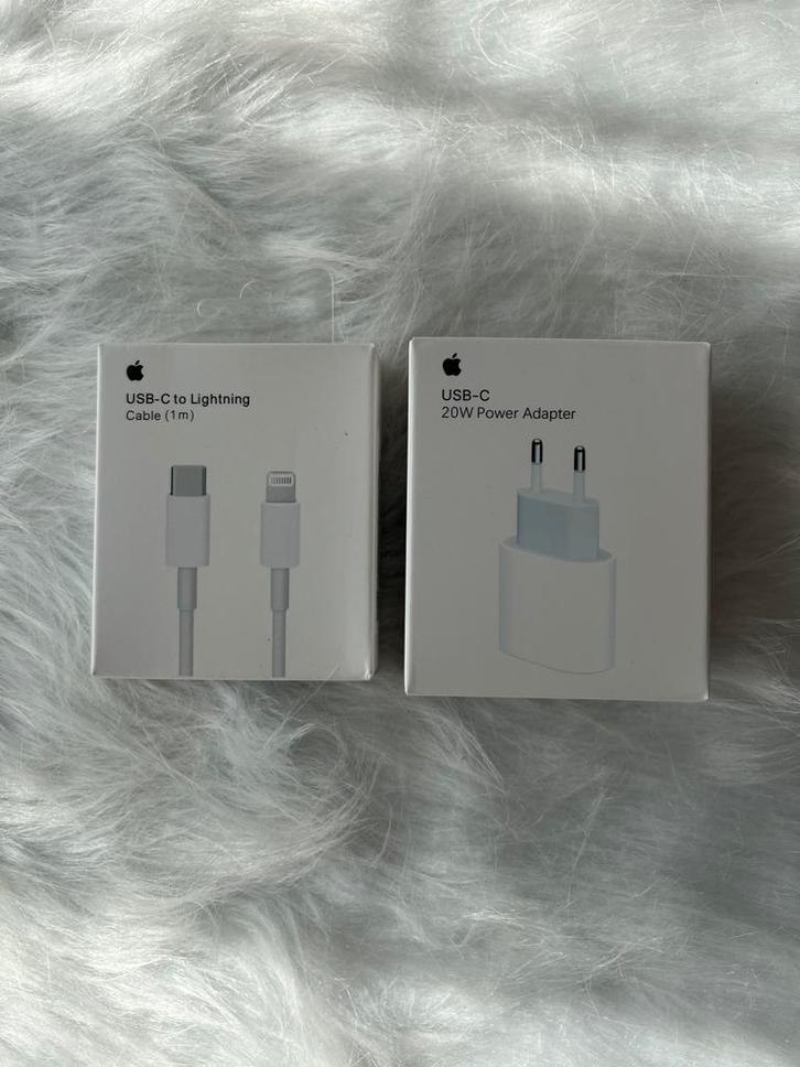 Originele Apple oplader set, Telecommunicatie, Mobiele telefoons | Telefoon-opladers, Zo goed als nieuw, Verzenden