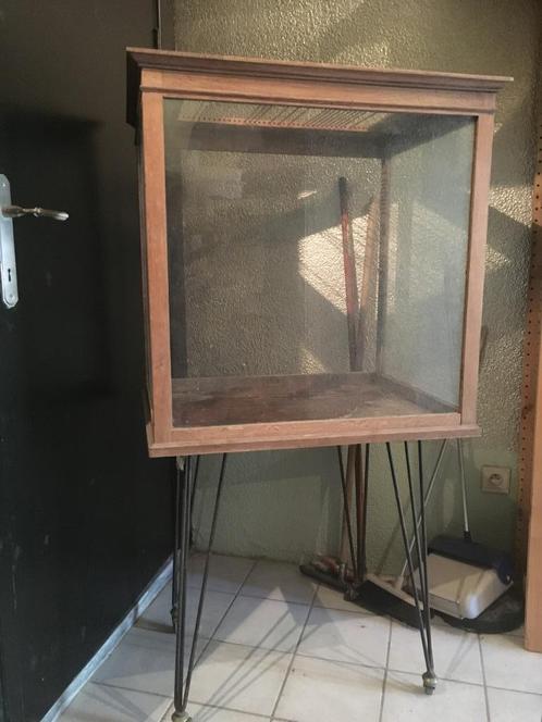antieke 'vitrine kast' op wielen, Antiek en Kunst, Antiek | Meubels | Kasten, Ophalen