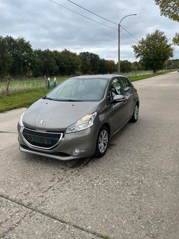 PEUGEOT 208 1.4 BENZINE TOP CONDITIE 12 MAANDEN GARANTIE, Auto's, Peugeot, Bedrijf, ABS, Airbags, Airconditioning, Bluetooth, Boordcomputer