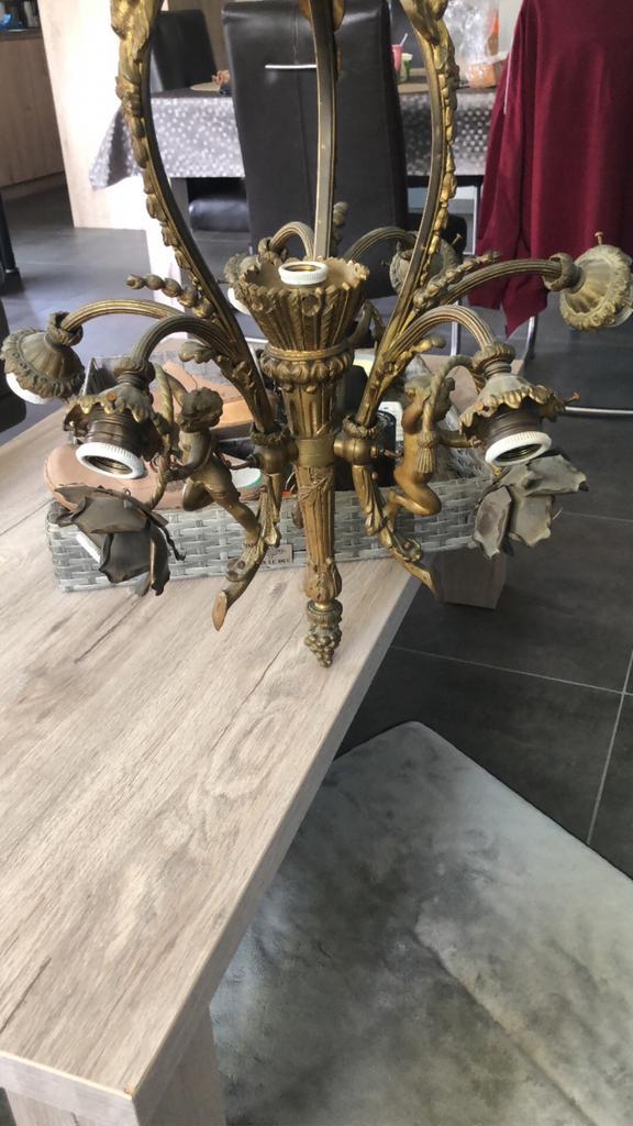 Zeer Mooie Bronzen luster met 3 engelen en 10 lichtpunten, Huis en Inrichting, Lampen | Kroonluchters, Gebruikt, Ophalen