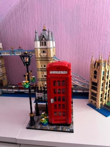 Lego rode telefooncel 21347 beschikbaar voor biedingen