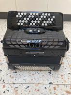 Bugari 312j- B-Griff (do3), Muziek en Instrumenten, Accordeons, Ophalen, Gebruikt, Met riemen