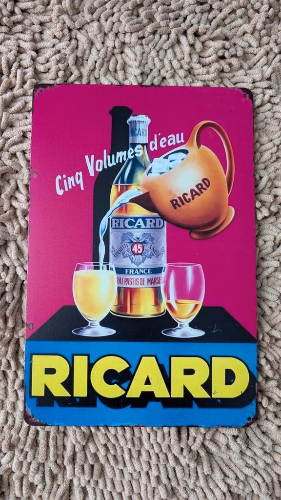 Plaque publicitaire Ricard – modèle “Cinq volumes d’eau”, Collections, Marques & Objets publicitaires, Utilisé, Panneau publicitaire