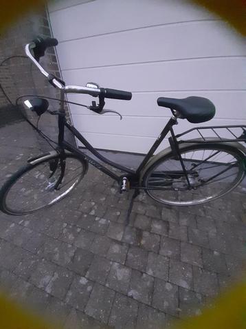 Damesfiets Rivel Sirious tour line(werk a/d versnellingen) beschikbaar voor biedingen