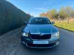 Skoda superb 99.000km eerste eigenaar xenon leder navi, Auto's, Skoda, Voorwielaandrijving, Euro 5, Zwart, 4 cilinders