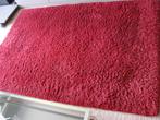 dik hoogpolig rood tapijt, 150 à 200 cm, Comme neuf, Rectangulaire, Enlèvement