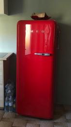 Frigo Smeg rouge, Electroménager, Réfrigérateurs & Frigos, 140 à 160 cm, Enlèvement, 45 à 60 cm, Avec compartiment congélateur
