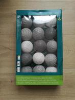 Lichtketting textielbollen 15 leds [Nieuw in de doos], Ophalen of Verzenden, Nieuw, Led-lamp