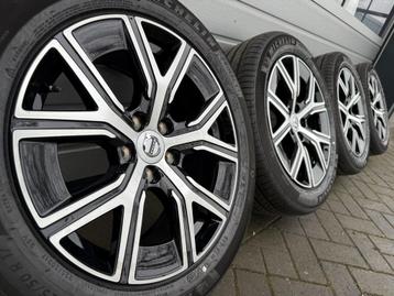 17 inch Volvo S40 S60 V40 V60 Hybrid cross country velgen beschikbaar voor biedingen