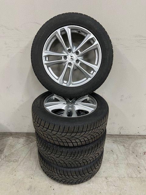 Winterset Hyundai Tucson Dunlop SP Winter Sport 235/55 R18, Auto-onderdelen, Banden en Velgen, Banden en Velgen, Winterbanden