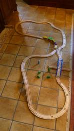 HOUTEN SPOREN MET TREINTJE, Kinderen en Baby's, Ophalen, Zo goed als nieuw