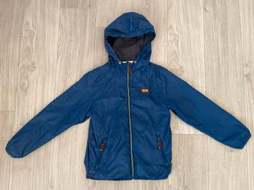 Regenjas / windstopper maat 116 beschikbaar voor biedingen