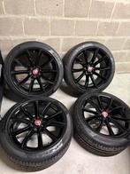 Jantes Jaguar F-type 19 pouces noires avec pneus Pirelli, Pneus et Jantes, Véhicule de tourisme, Révisé, 19 pouces