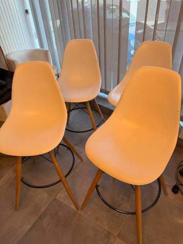 Stastoelen/krukken beschikbaar voor biedingen