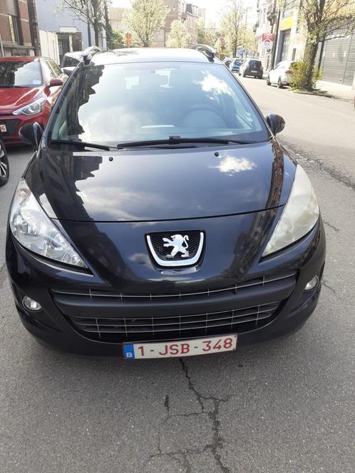 A VENDRE PEUGEOT 207 BREAK, Auto's, Peugeot, Particulier, ABS, Achteruitrijcamera, Airbags, Airconditioning, Bluetooth, Boordcomputer
