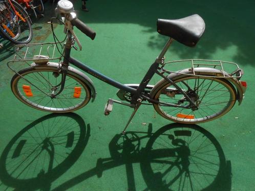 Peugeot oude mini fiets in originele staat., Vélos & Vélomoteurs, Vélos | Ancêtres & Oldtimers, Années 60 ou plus récent, Enlèvement