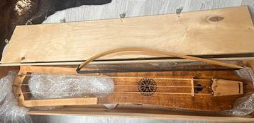 Thalarpa nordique avec archet et accessoires beschikbaar voor biedingen