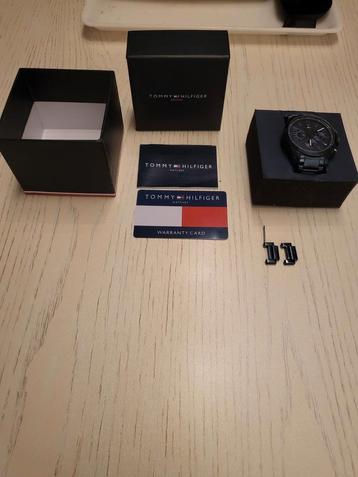 Tommy Hilfiger  beschikbaar voor biedingen