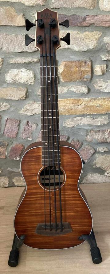  Ukulele Basse Gaucher Kala U-Bass Exotic Mahogany LH beschikbaar voor biedingen