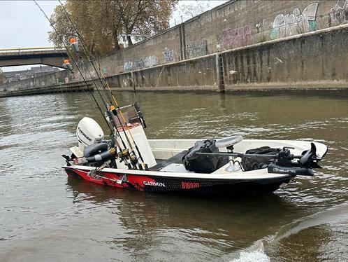 Bateau de pêche, Watersport en Boten, Vis- en Consoleboten, Zo goed als nieuw, Elektrisch, Ophalen of Verzenden