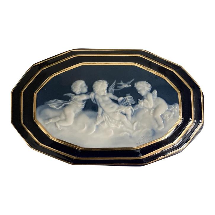 Boîte en porcelaine de Paul Pastaud (Limoges), Antiquités & Art, Antiquités | Porcelaine, Enlèvement
