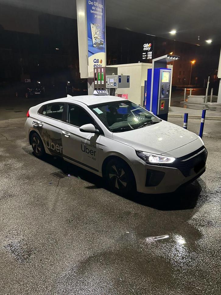 Taxi wagen te koop met BV bedrijf en licentie Vlaanderen, Diensten en Vakmensen, Koeriers, Chauffeurs en Taxi's, Taxivervoer