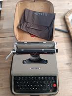 Machine à écrire, Ophalen, Zo goed als nieuw