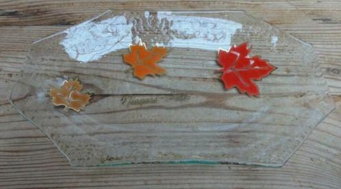 Herfst schaaltje, bladeren , Niagara Falls, Ontario Canada, Antiek en Kunst, Curiosa en Brocante, Ophalen of Verzenden