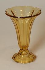 Val Saint Lambert Vaas, Ophalen