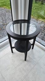 Table d’appoint IKEA MALMSTA – bon état, Enlèvement