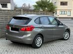 BMW 218 218i Active Tourer 5 places - 039 000 km - 2016, Autos, BMW, Achat, Beige, Entreprise, Boîte manuelle