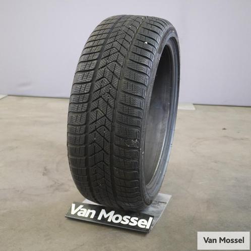Pirelli Sottozero 3 winterband 225/40/R19, Auto-onderdelen, Banden en Velgen, Band(en), Winterbanden, 19 inch, 225 mm, Personenwagen