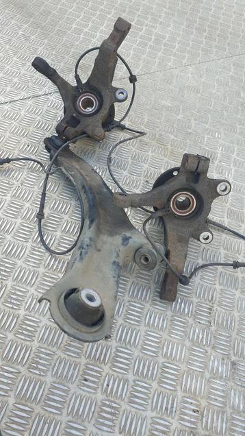 Nissan micra k12 wielnaaf beschikbaar voor biedingen