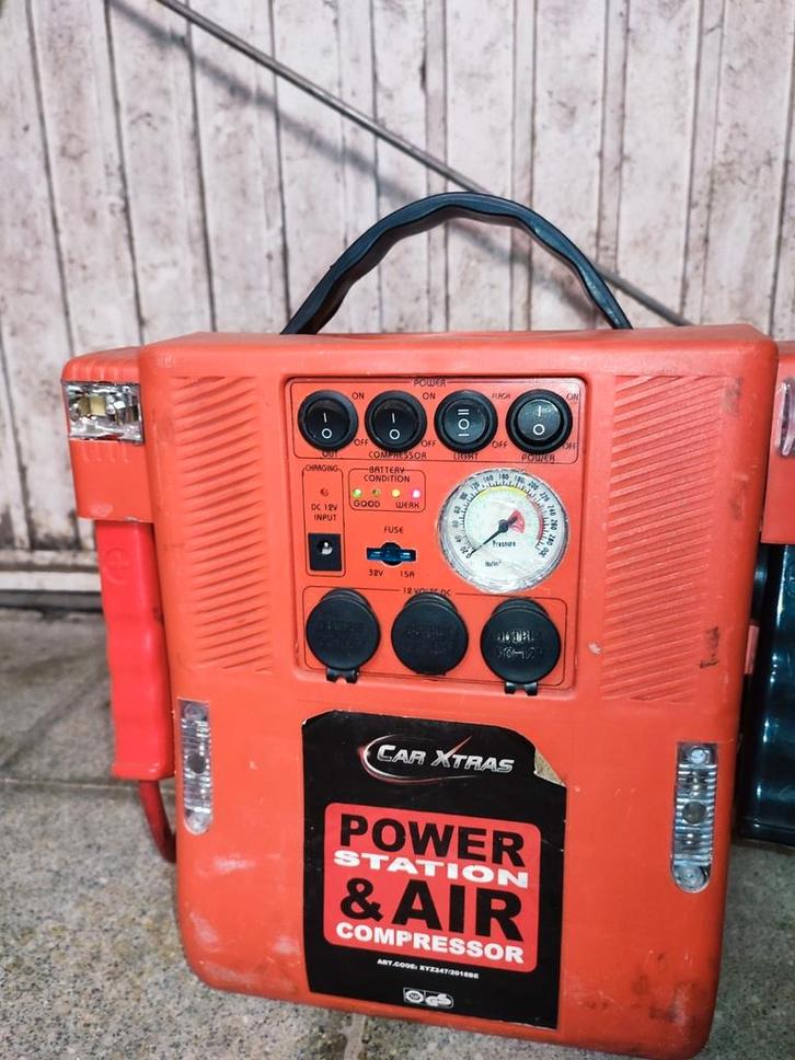 Power Station met Booster & Air compressor, Auto-onderdelen, Accu's en Toebehoren, Gebruikt, Ophalen
